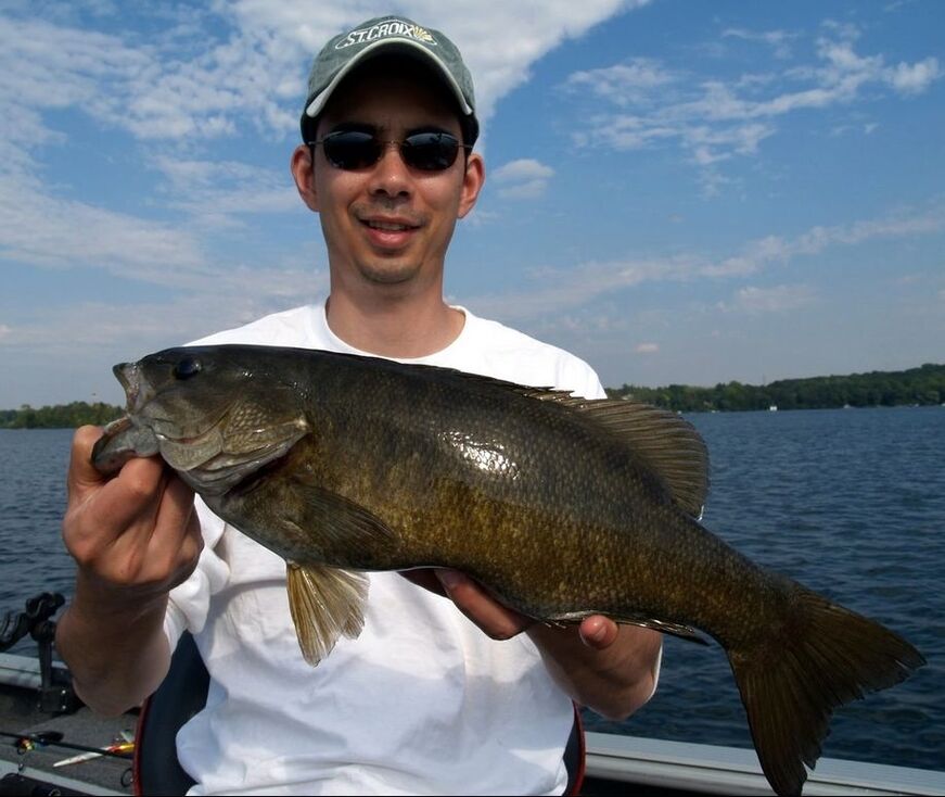 How to Catch Smallmouth Bass - Tips for Fishing for Smallmouth Bass